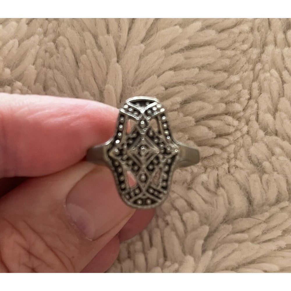 Vintage Avon Ring Blackened‎ Badge Geometric Bohemian Totem Silver Tone Size 6.5